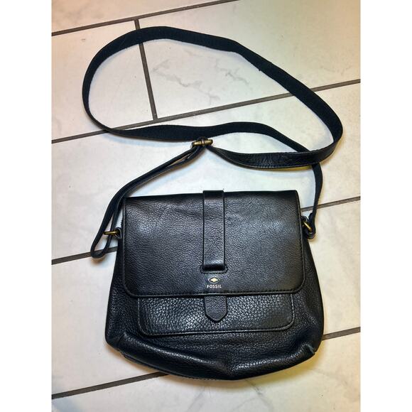 Fossil Handbags - Fossil Kinley Small Black Leather Crossbody